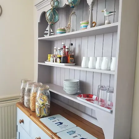Wyvern House 3* Bude