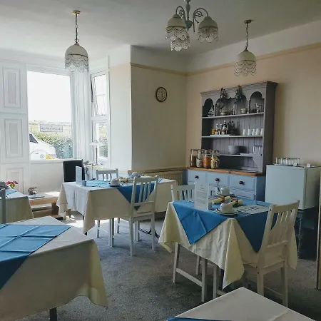 Wyvern House Bed and breakfast Bude