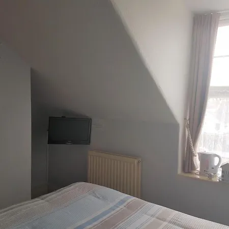 Wyvern House Bed and breakfast